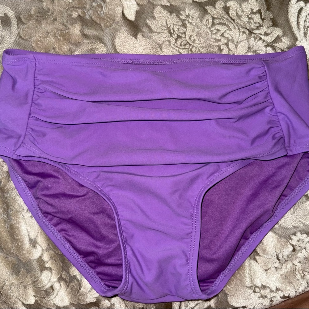 Purple High-Waisted Bikini with Ruched Detailing Size M
